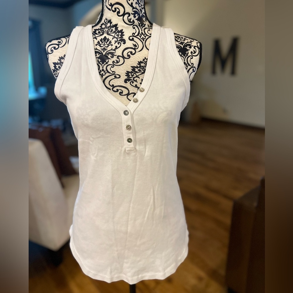 Michael Stars V Neck Sz Med NWT